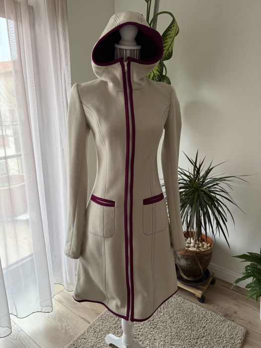 Palton 100% lana merinos fina facut in Austria