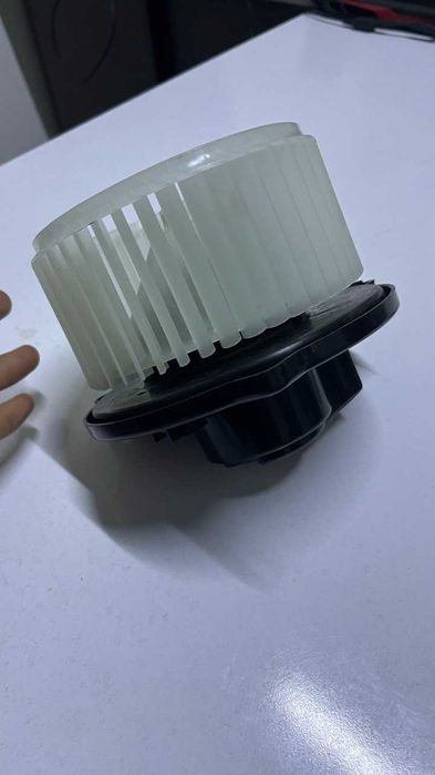 Вентилятор печки на Nissan