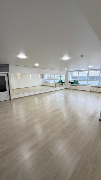 Сдаю в аренду зал