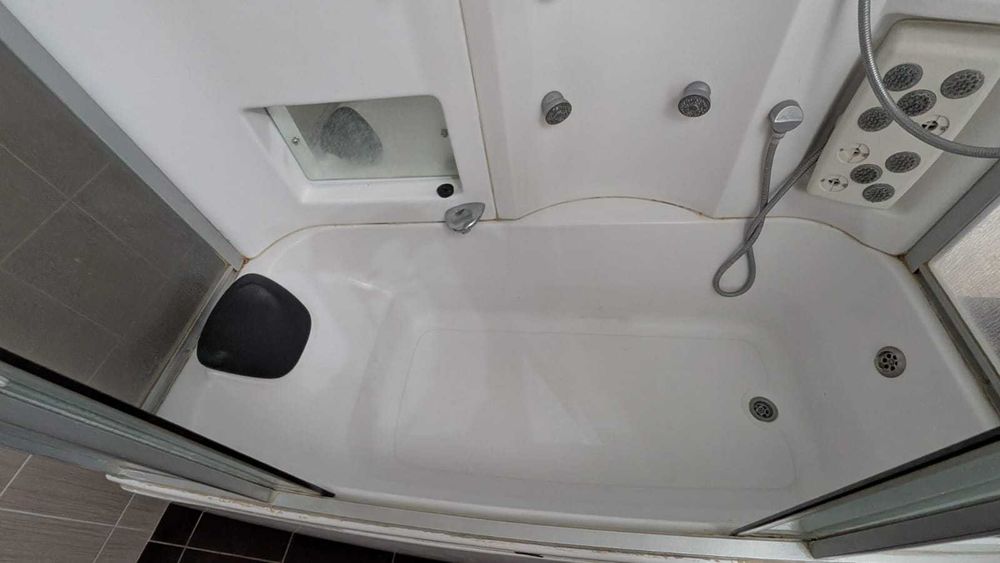 Ванная 180 с душевой кабиной