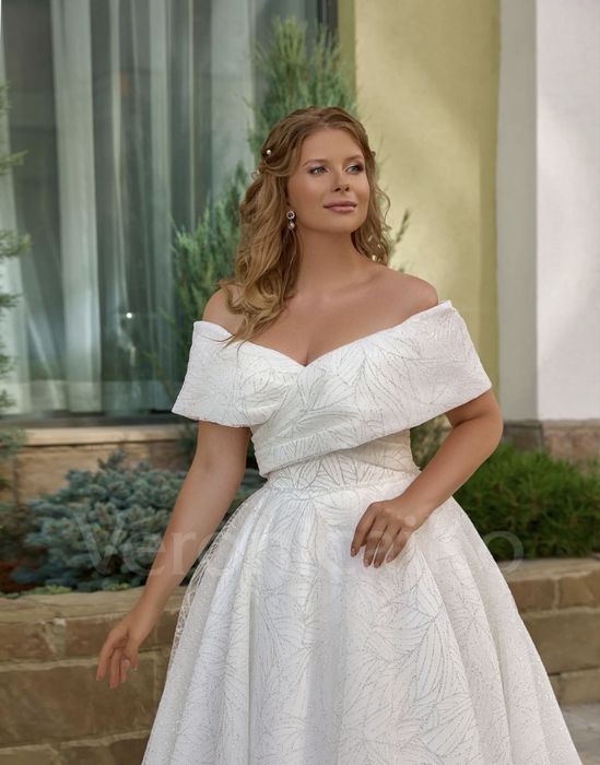 Продам свадебные платья и на кыз узату