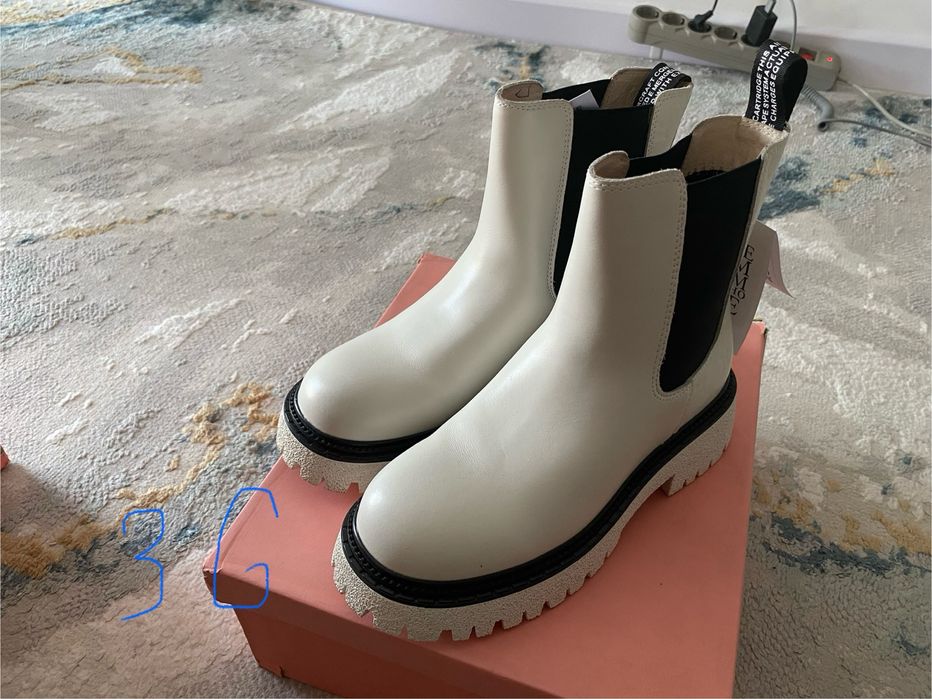 Продам женскую обувь (Корея)