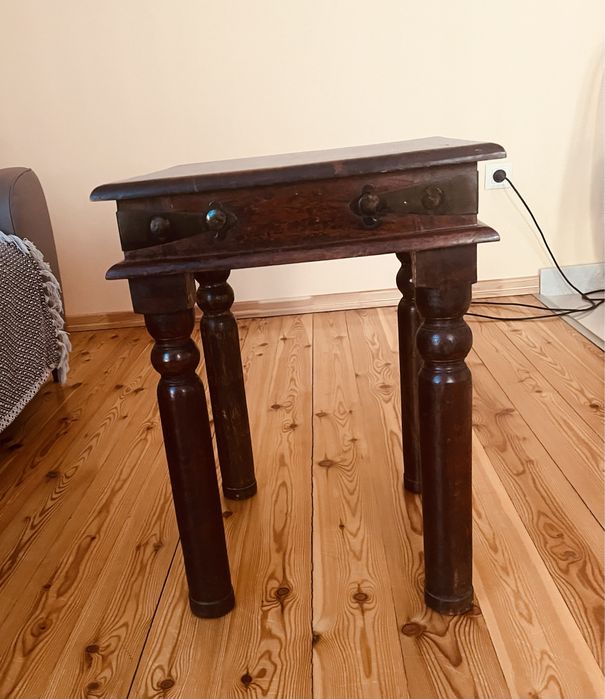 Винтидж дървена маса