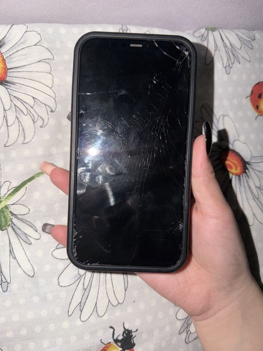 iphone 11, 64гб, 74акб