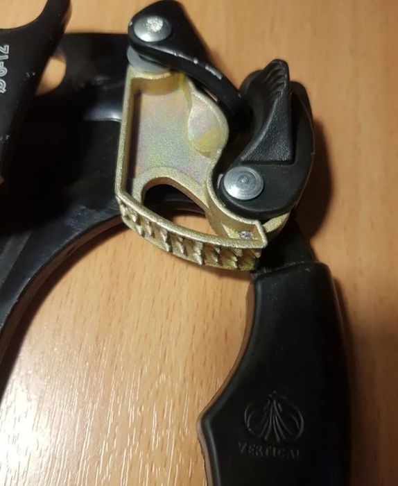 Жумар VERTICAL в отличном состоянии