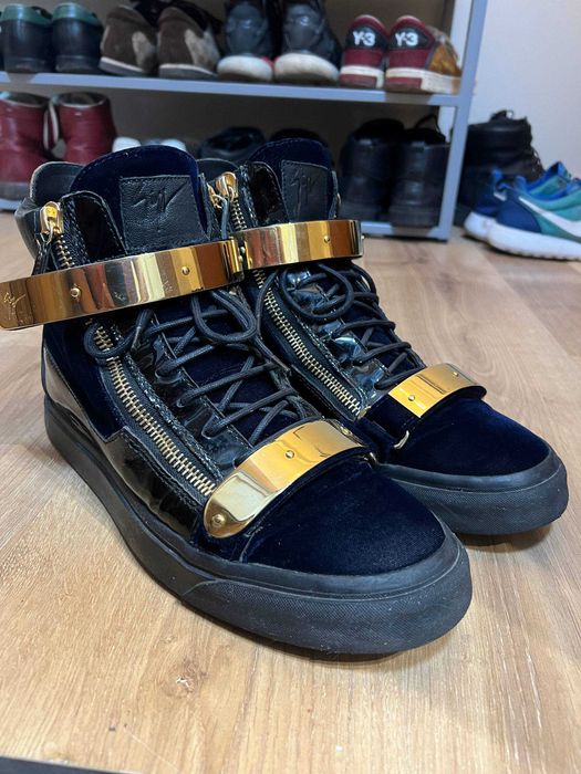 Giuseppe Zanotti Coby