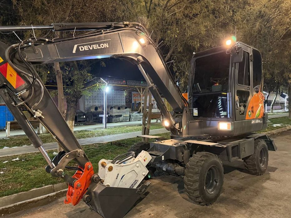Develon ekskavator doosan