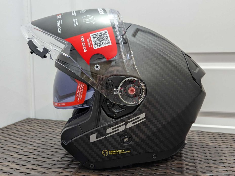 Casca moto LS2 Infinity II Carbon, marime M - cu 2 viziere, ochelari de soare, open face