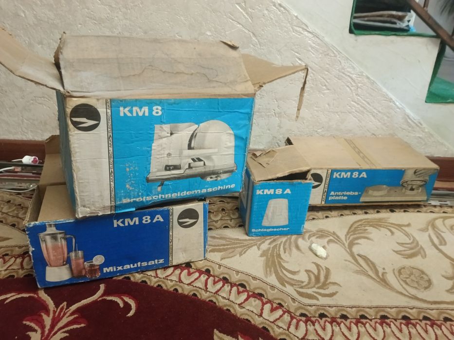 Кухонный комбайн КМ 8а
