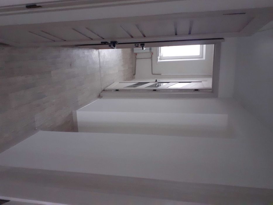 Продам 4-хкомнатную квартиру