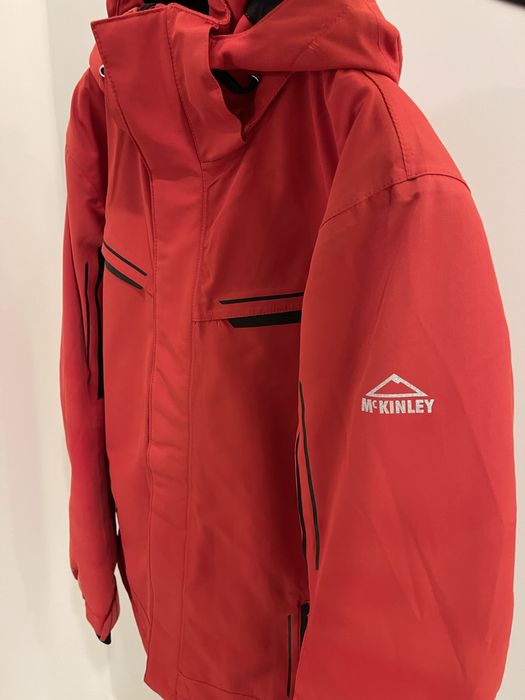 Echipament complet de schi - jacheta, pantaloni, casca, ochelari