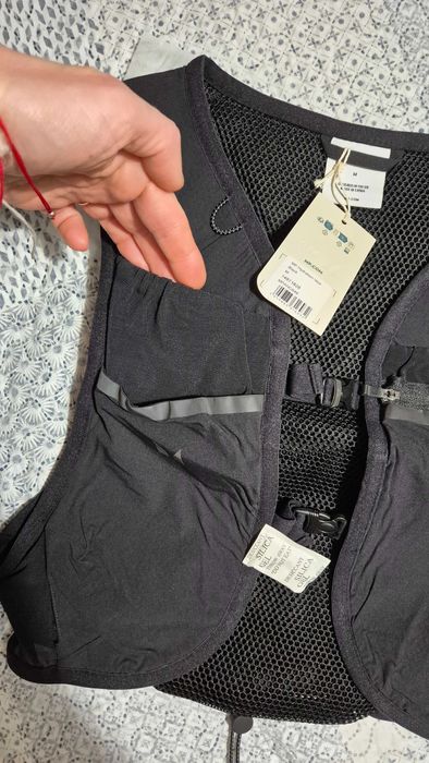 Жилетка за вода/тичане/хидратираща жилетка/hydrating vest