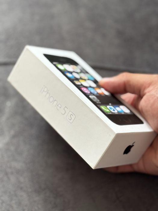 Продам Iphone 5s