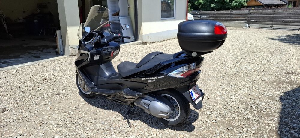 Suzuki burgman 400