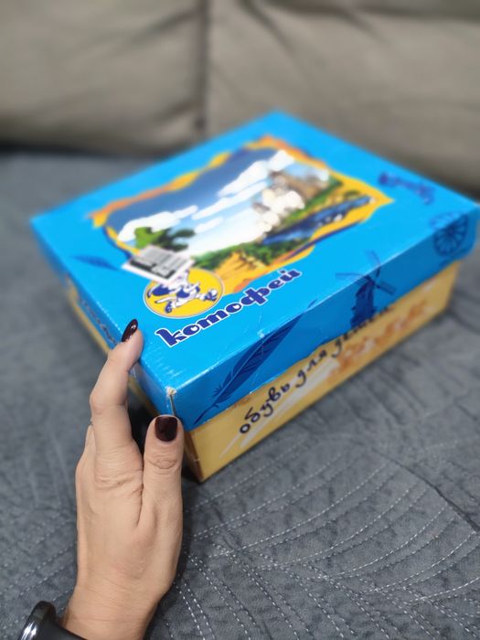 Продам детские сапоги