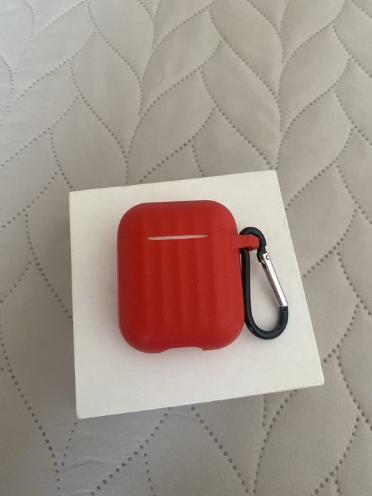 Продам наушники AirPods
