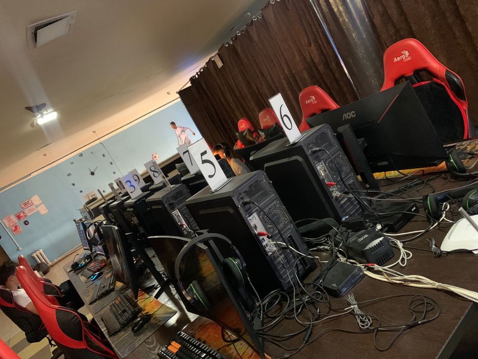 Продам компютерный клуб