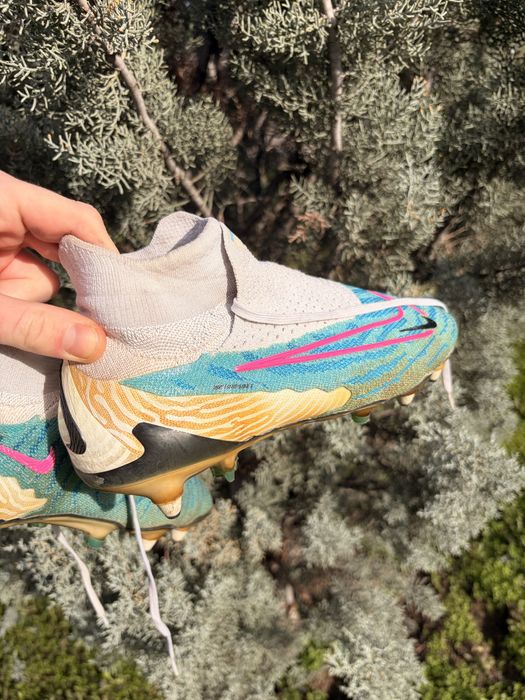 Ghete fotbal nike phantom ghost PRO