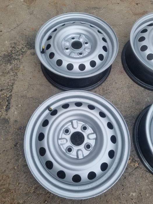 Jante tabla 4x100 R14 4.5J ET 39 CB 54.1 Toyota aygo Peugeot 107 C1