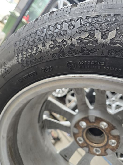 4 Броя 235/55/17 2xContinental 7,7mm 21dot, 2xFulda 7mm 24dot