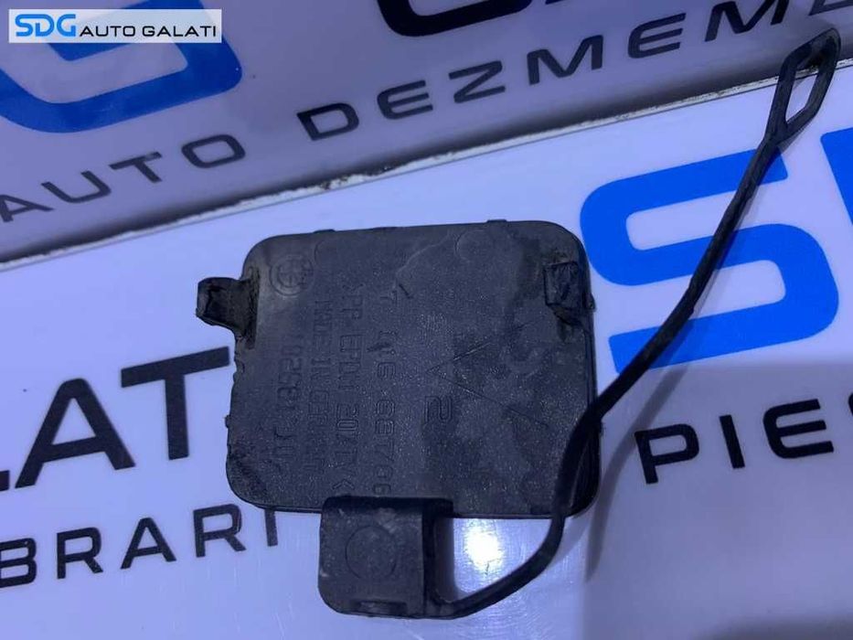 Capac Cui Carlig Remorcare Tractare Spoiler Bara Fata BMW Seria 3 E90 / E91 2004- 2010 Cod 7116687