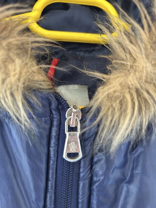 Vestă Moncler cu puf