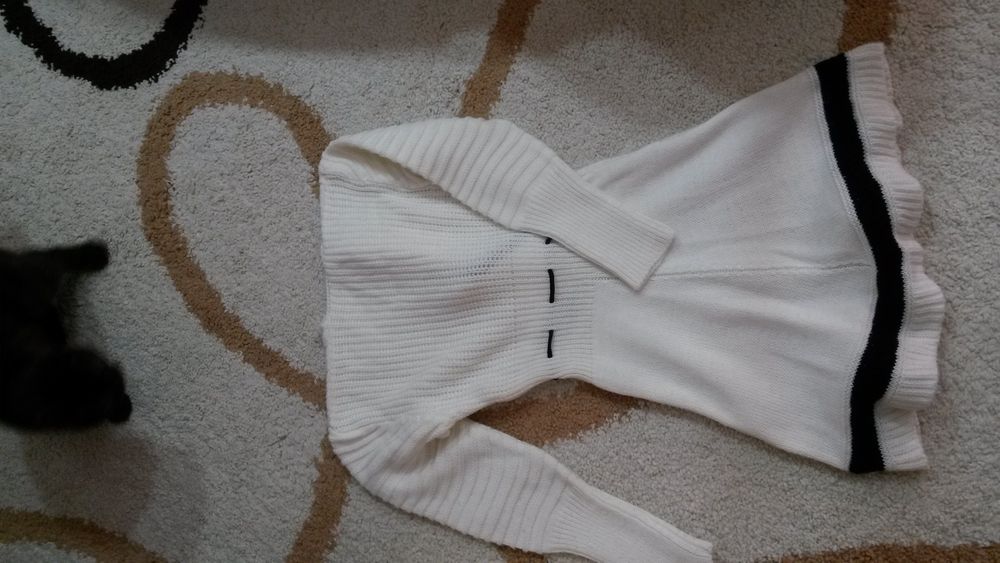 Вязаная туника с завясками