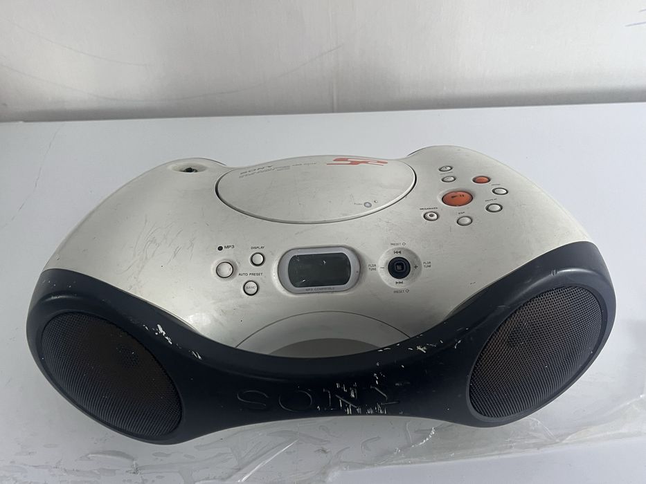 Продается бумбокс