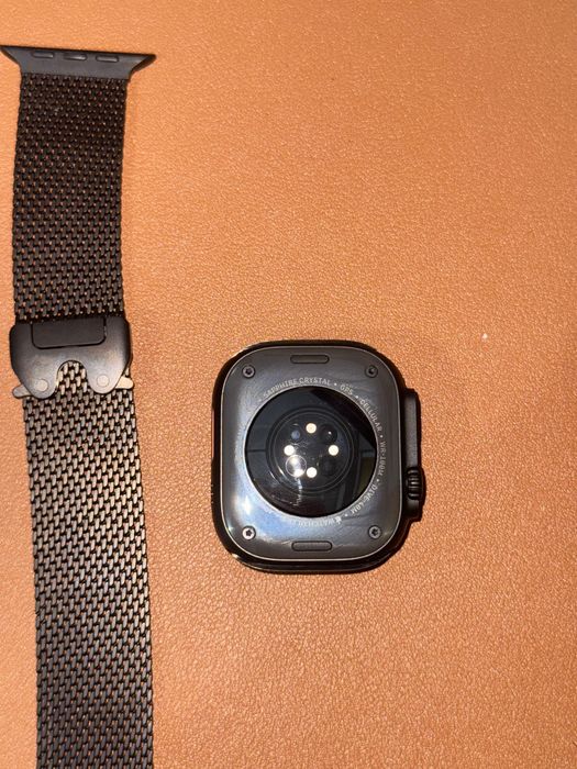 Apple Watch Ultra 3, GPS + Cellular, Корпус Black Titanium 49mm, Black Titanium Milanese Loop - Medium
