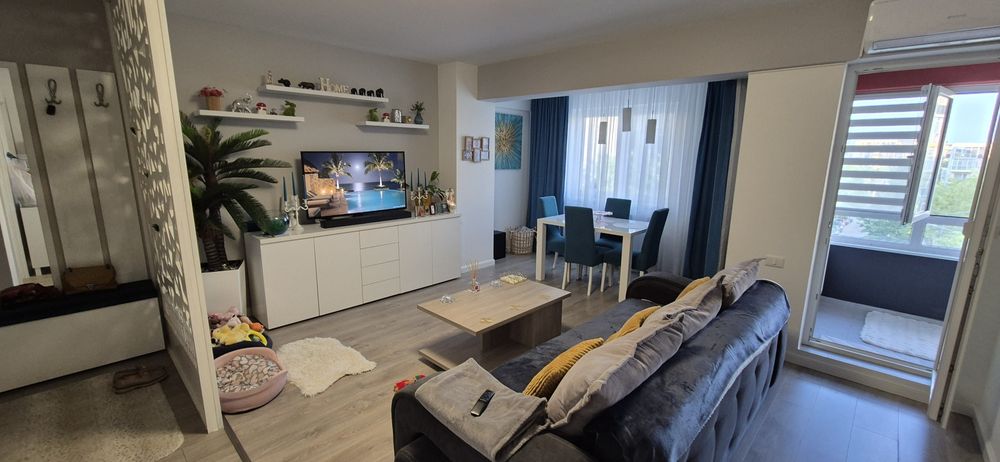 Vand garsoniera in  tomis plus cu loc de parcare privat