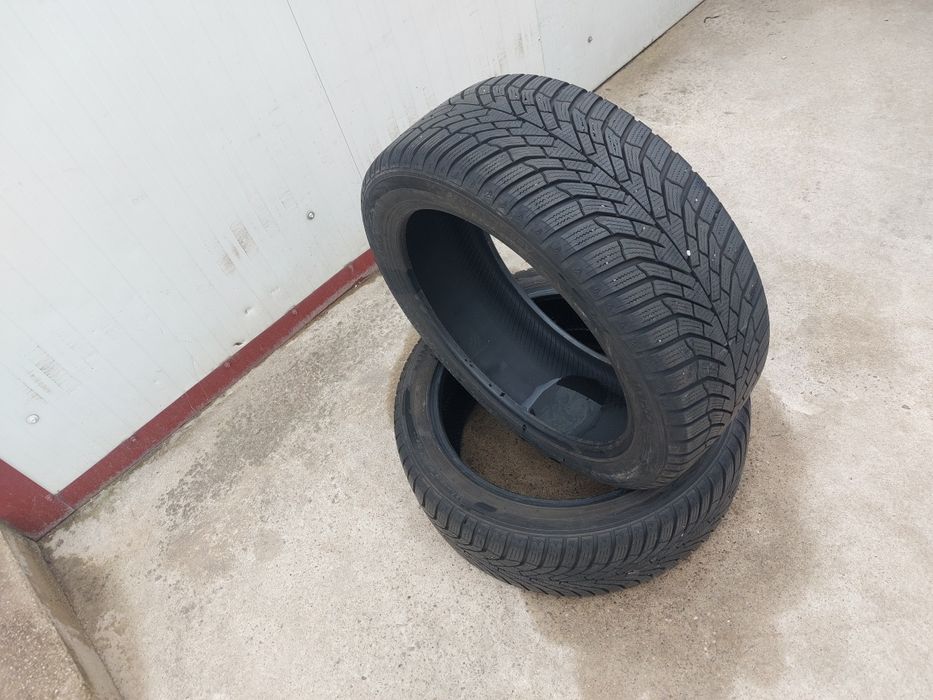 150 lei bucata! Doua anvelope M+S/IARNA 225 45 r18 Kumho dot 2022