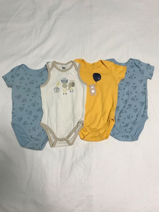 ЛОТ-Бебешки дрешки- памучни бодита и къси панталонки