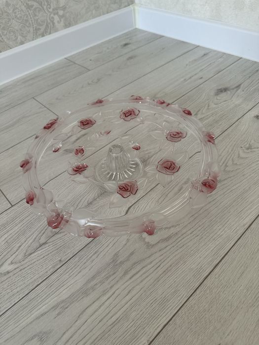 Продам вазу в отличном состоянии