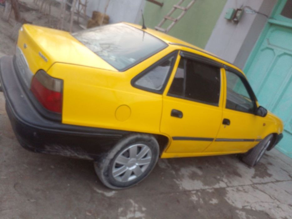 Нексия 1 сотилади