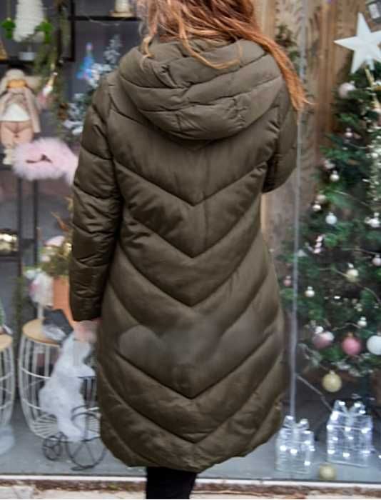 Яке с асиметрично закопчаване