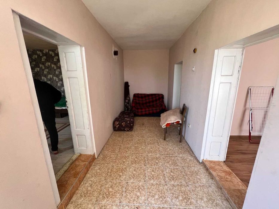 Продава се Къща в с. Макариополско, Област Търговище - 80 кв.м за 415 €/кв.м - Снимка #4