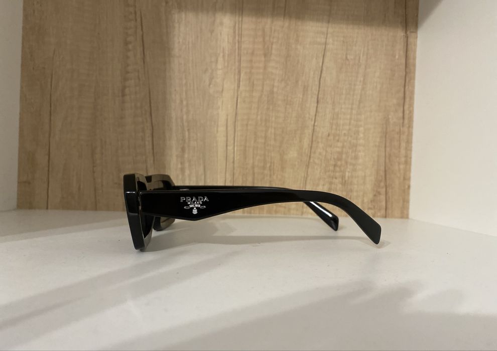 Ochelari de soare Prada