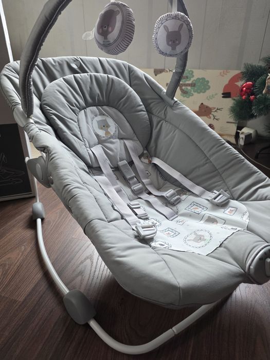Бебешки шезлонг с вибрация JOIE wish bouncer