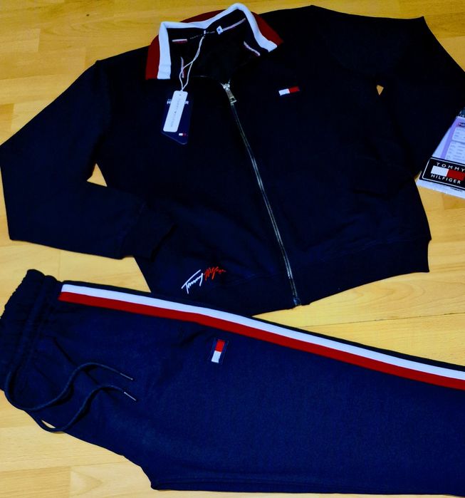 Trening bumbac Tommy Hilfiger, feronerie metalica, logo metalic, diverse mărimi