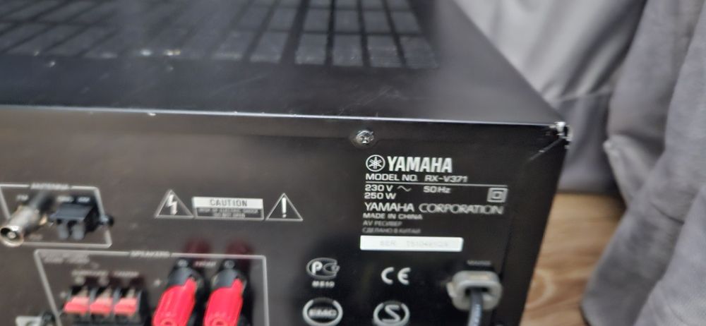 Yamaha  amplituner