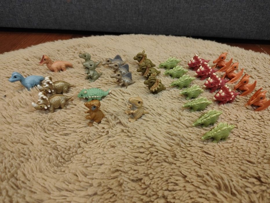 Figurine Kinder dinozauri