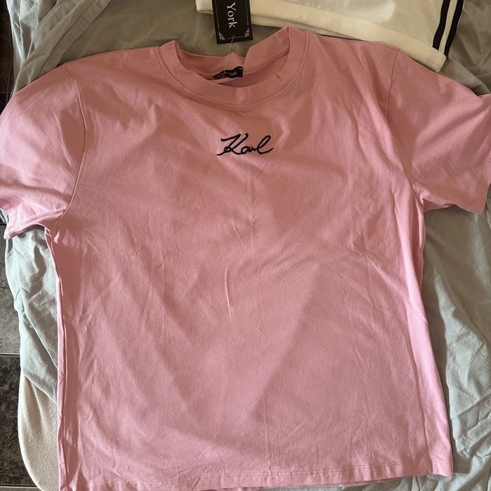 розова тениска karl one size