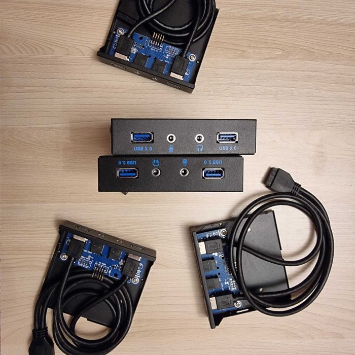 HUB USB port 4in1 + 2x porturi USB 3.0 + jack casti + jack microfon