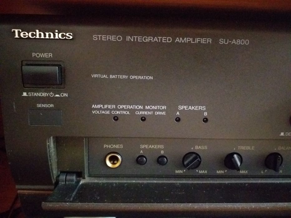 Vand amplificator Technics SU-A800