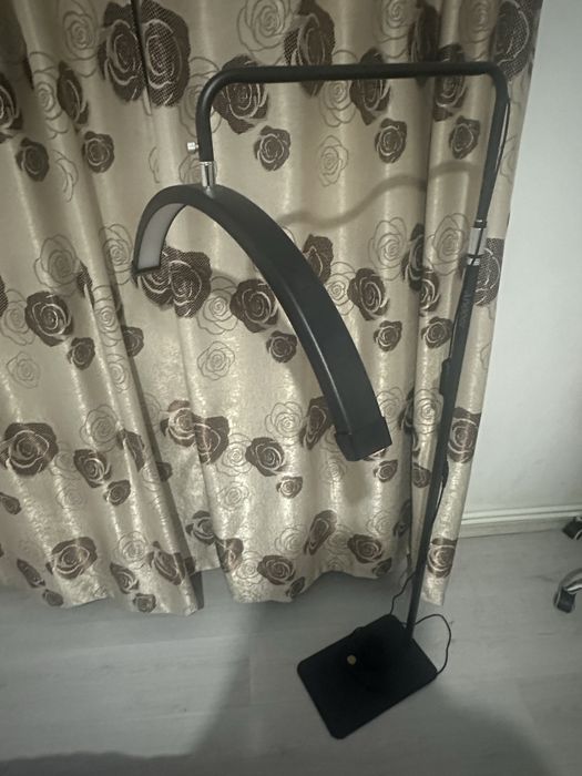 Vand pat de gene+lampa+produse pentru gene+ perna