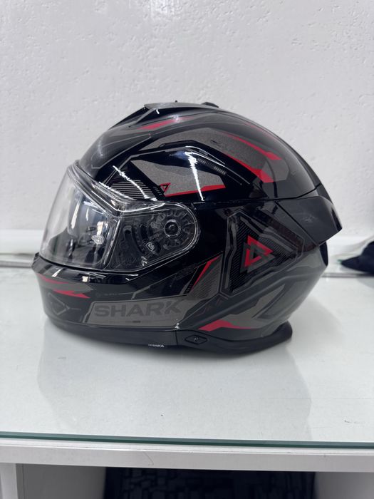 Шлем shark в новом состояний