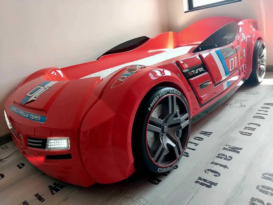 ПРОМО 900 € ЗА ДВЕТЕ.Продавам 2 броя оригинални детски легла-кола  Biturbo – червени с матраци