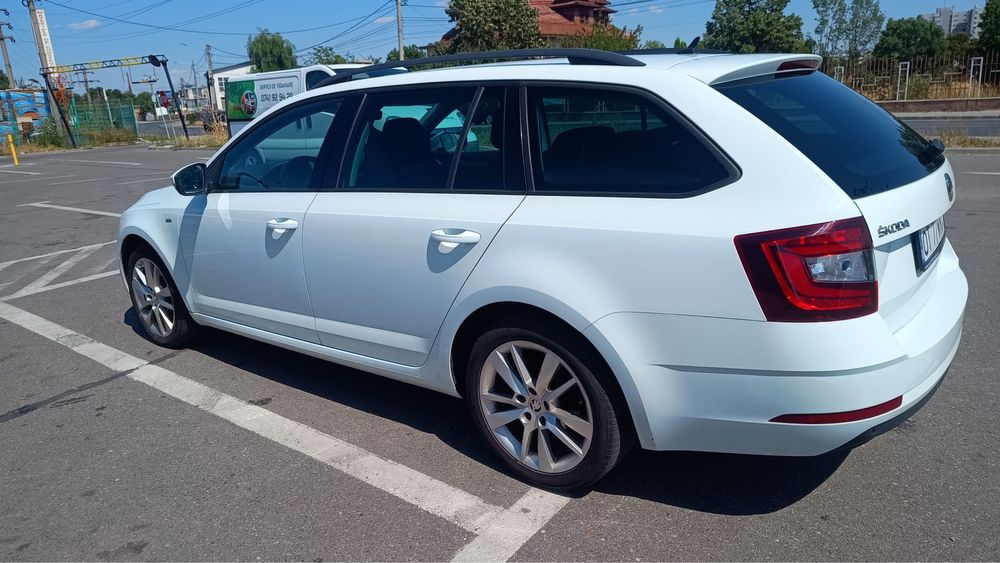 SKODA Octavia 2018 — imagine 3