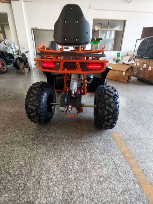 Квадроциклы  бензиновый