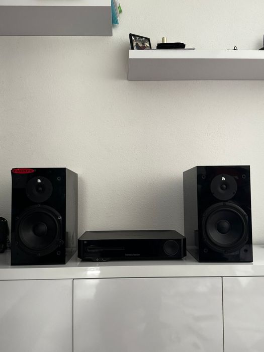 Harman Kardon BDS 275 – Blu-ray Disc System, cu telecomandă iluminată